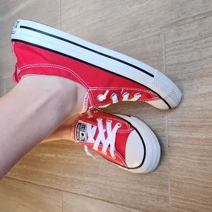 Converse Shoreline Slip ons